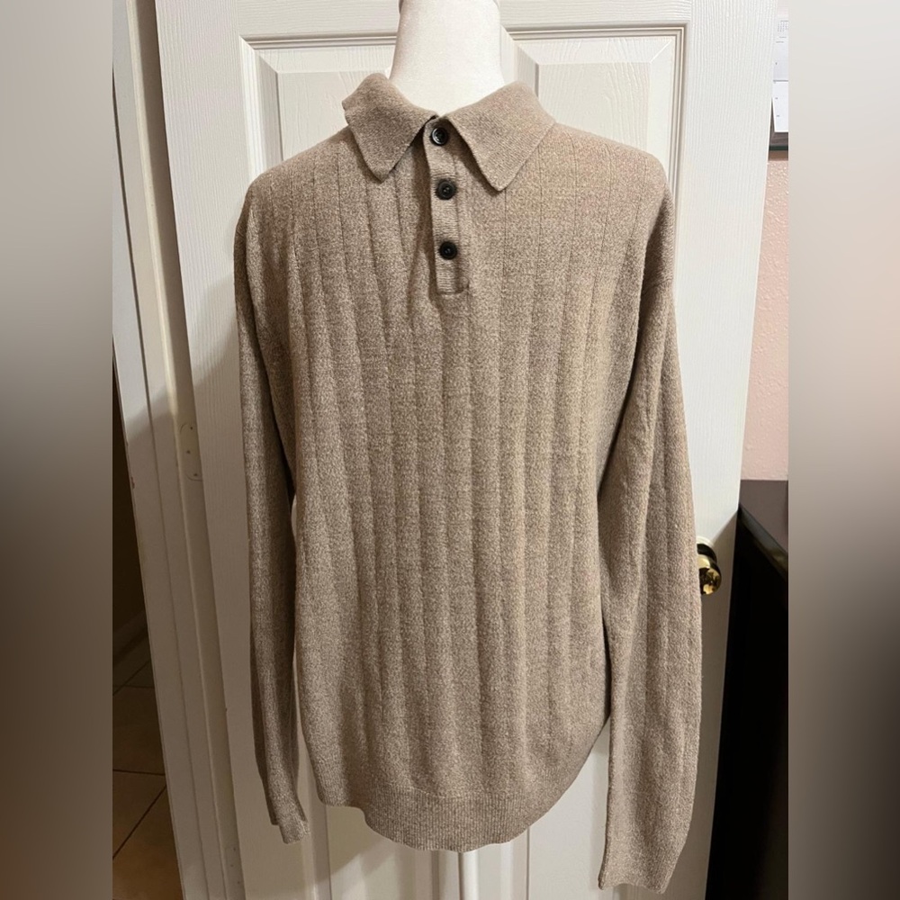 (T) Taylor & Henry Tan and cream collared sweater